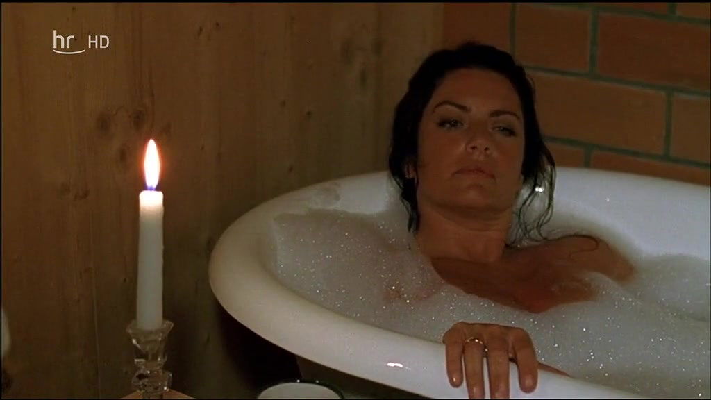 Christine Neubauer – eva zacharias