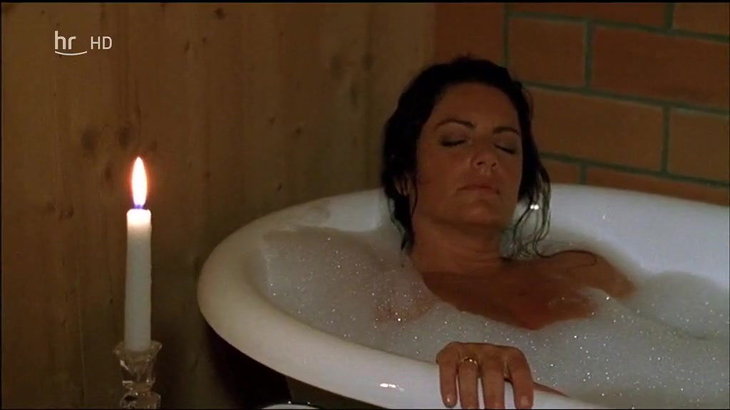 Christine Neubauer – eva zacharias