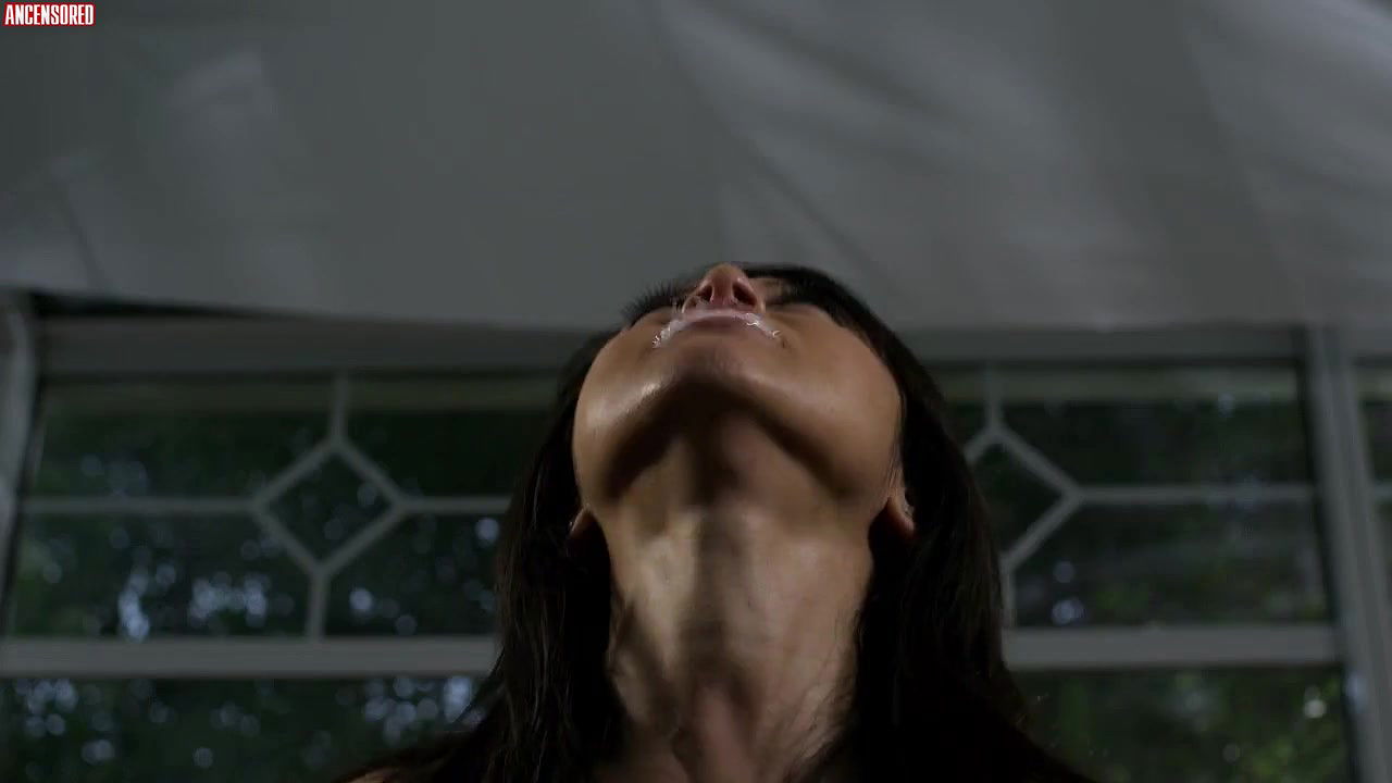 Christine Nguyen – Milf