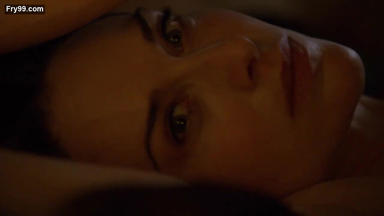 Claire Forlani – Camelot