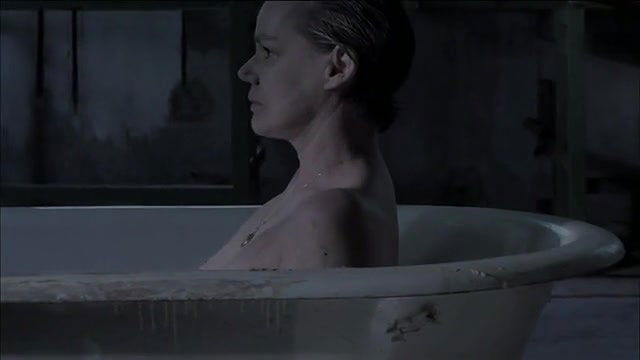 Claire Nebout – rebecca