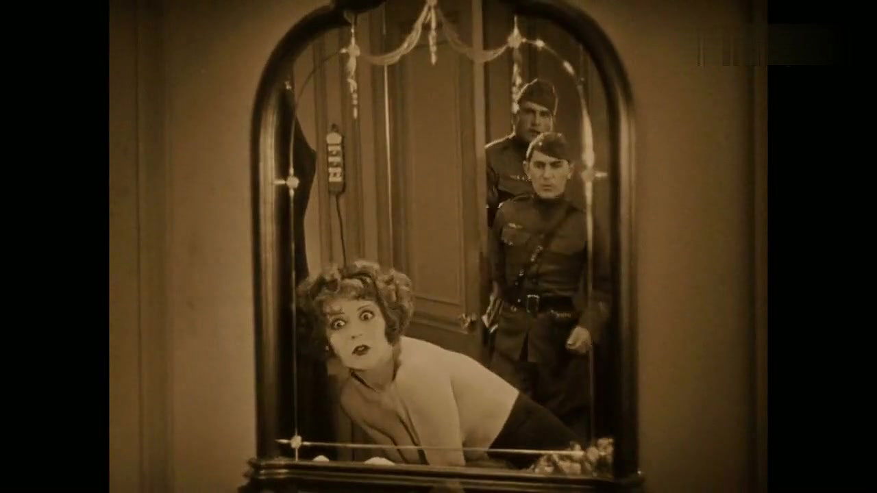 Clara Bow – Wings