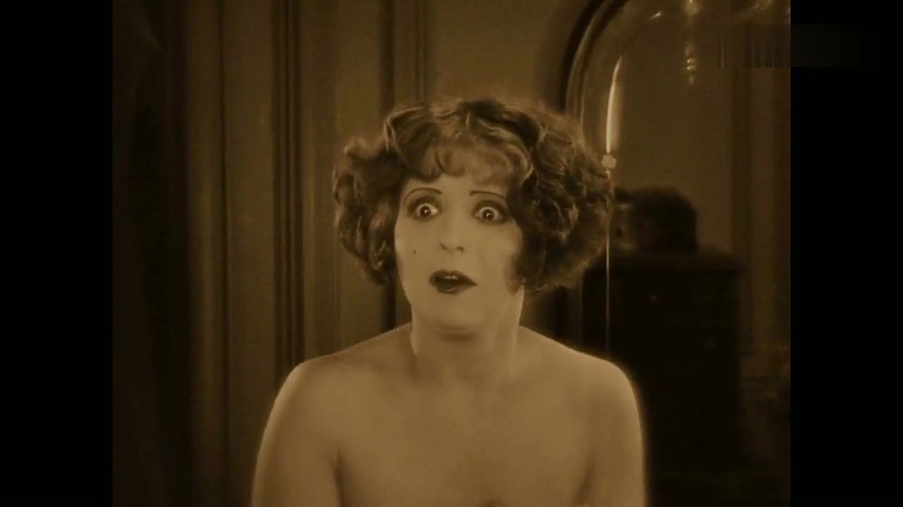 Clara Bow – Wings