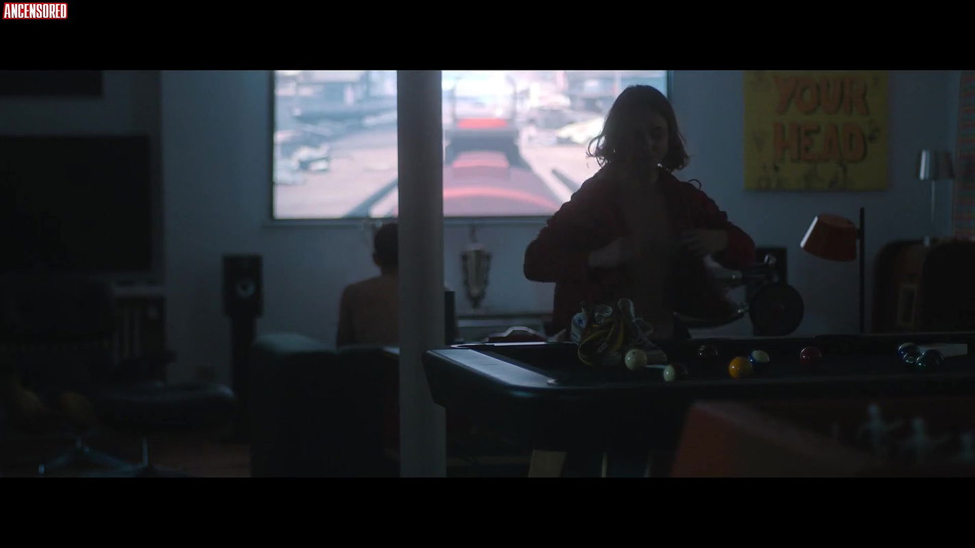 clara galle – through my window