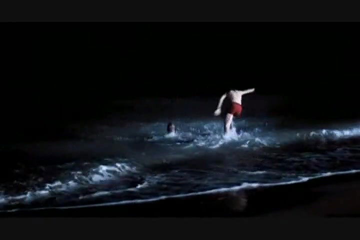 Clara Lago – Arena en los bolsillos