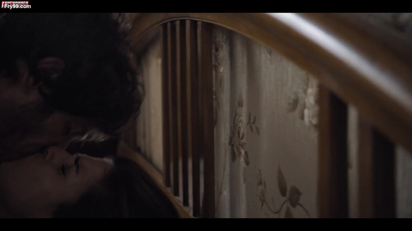 Clara Lago – the neighbor 2