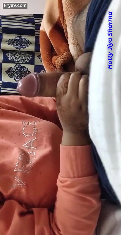Desi Bhabhi Blowjob