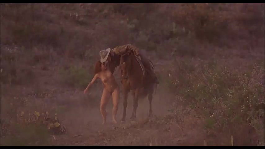 Claudette Maill – Like Water for Chocolate