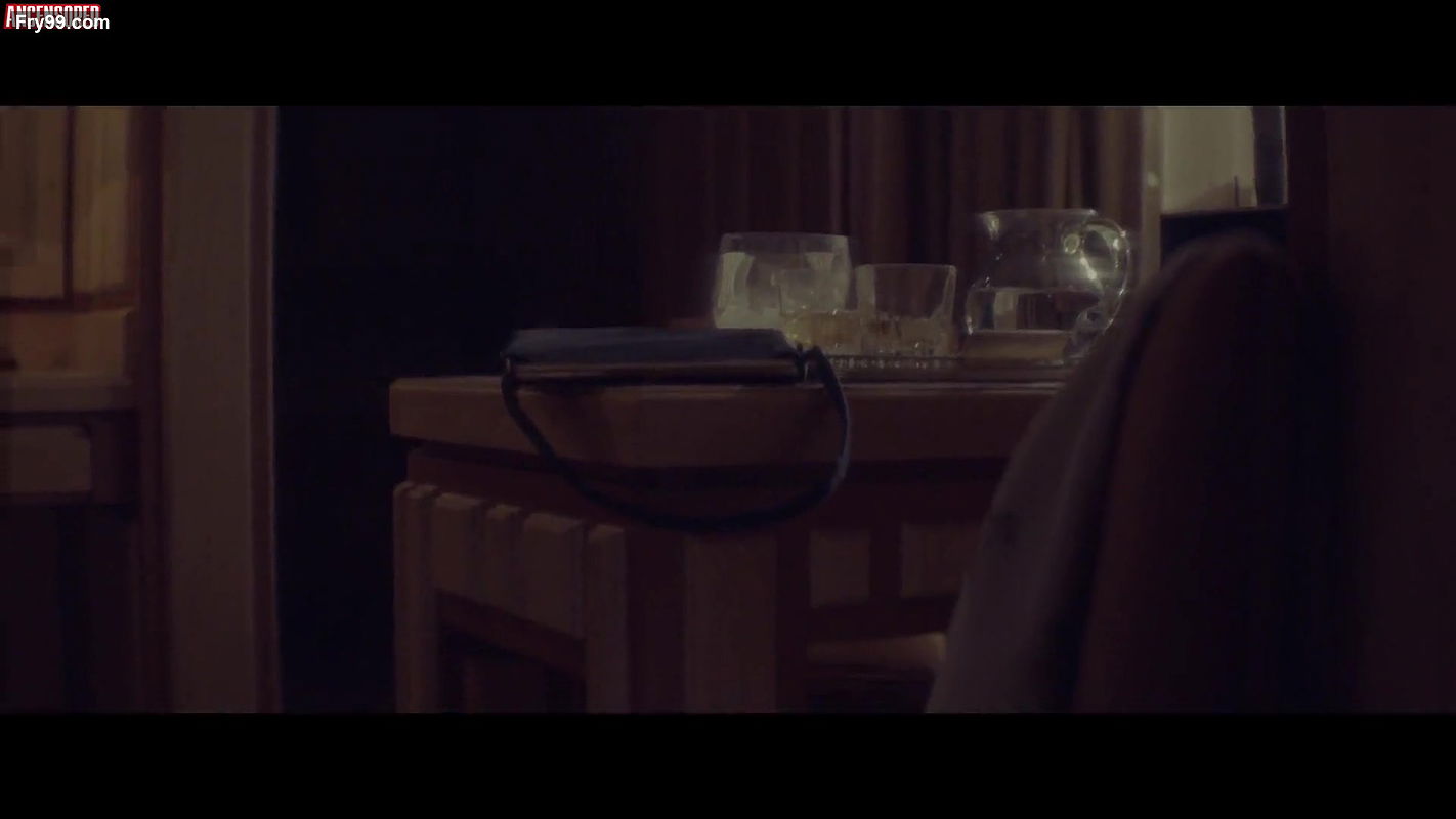 Claudette Maill – un extrano enemigo