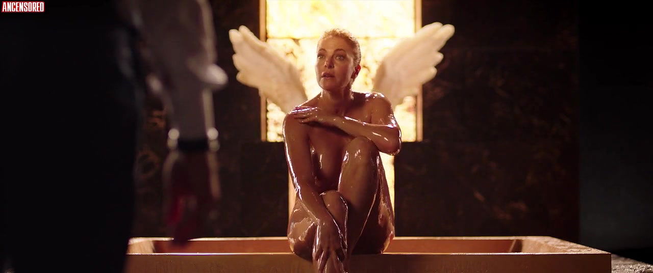 Claudia Gerini – dolceroma