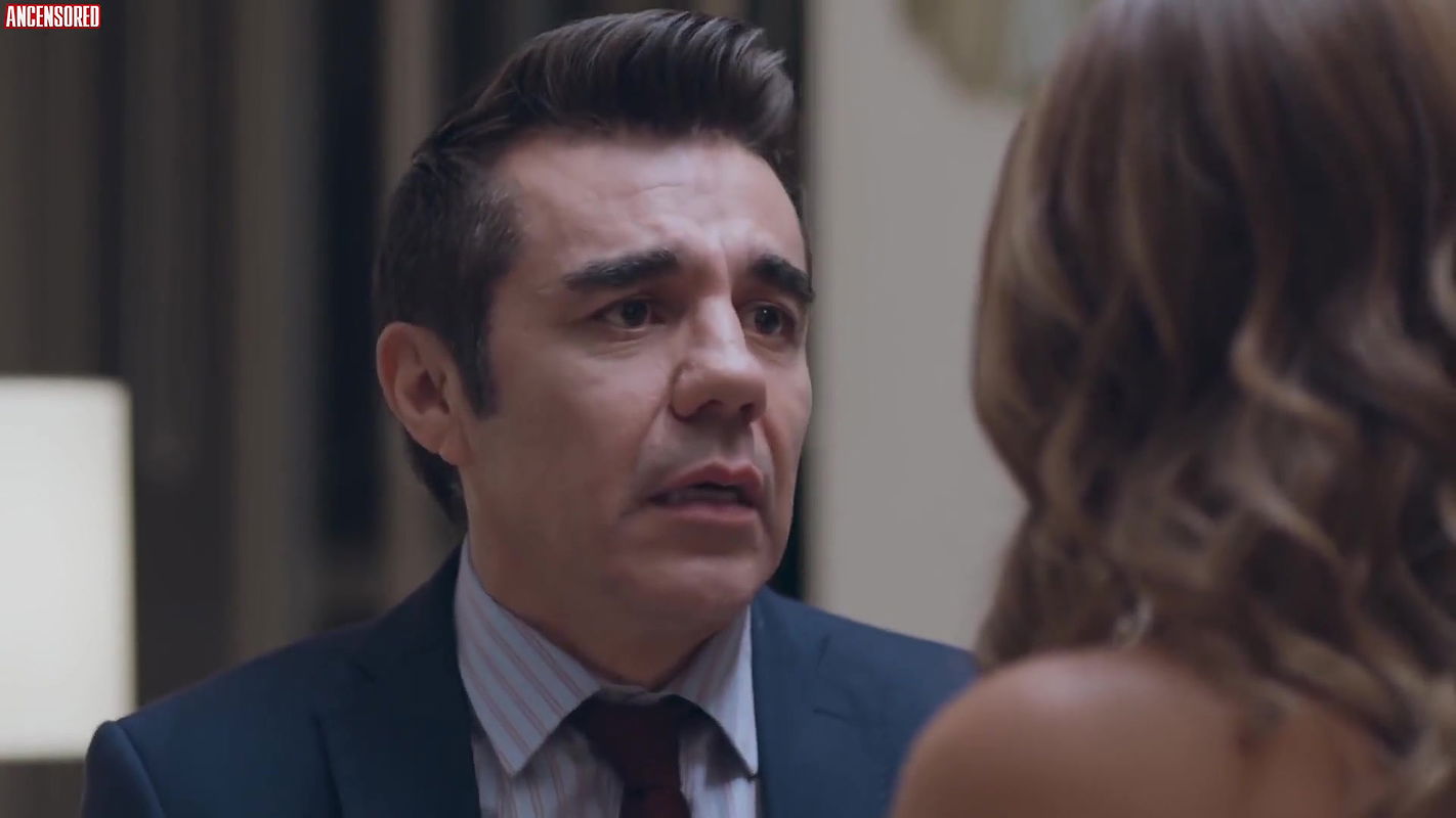 claudia martin – como tu no hay dos