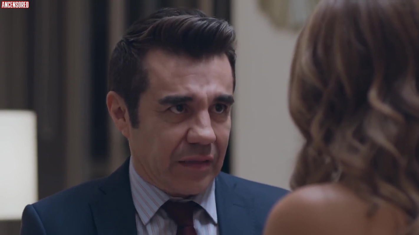 claudia martin – como tu no hay dos