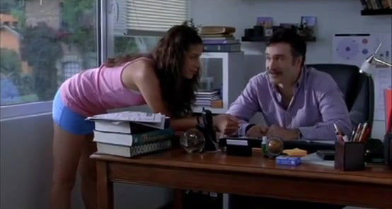 Claudia Zepeda – flor de fango