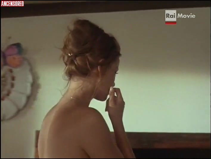 Claudine Auger – head of the family 2