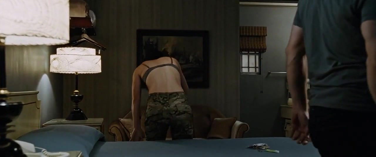 Cobie Smulders – jack reacher never go back