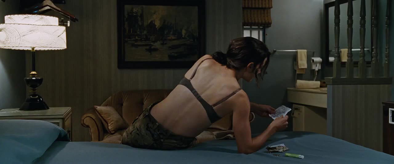Cobie Smulders – jack reacher never go back