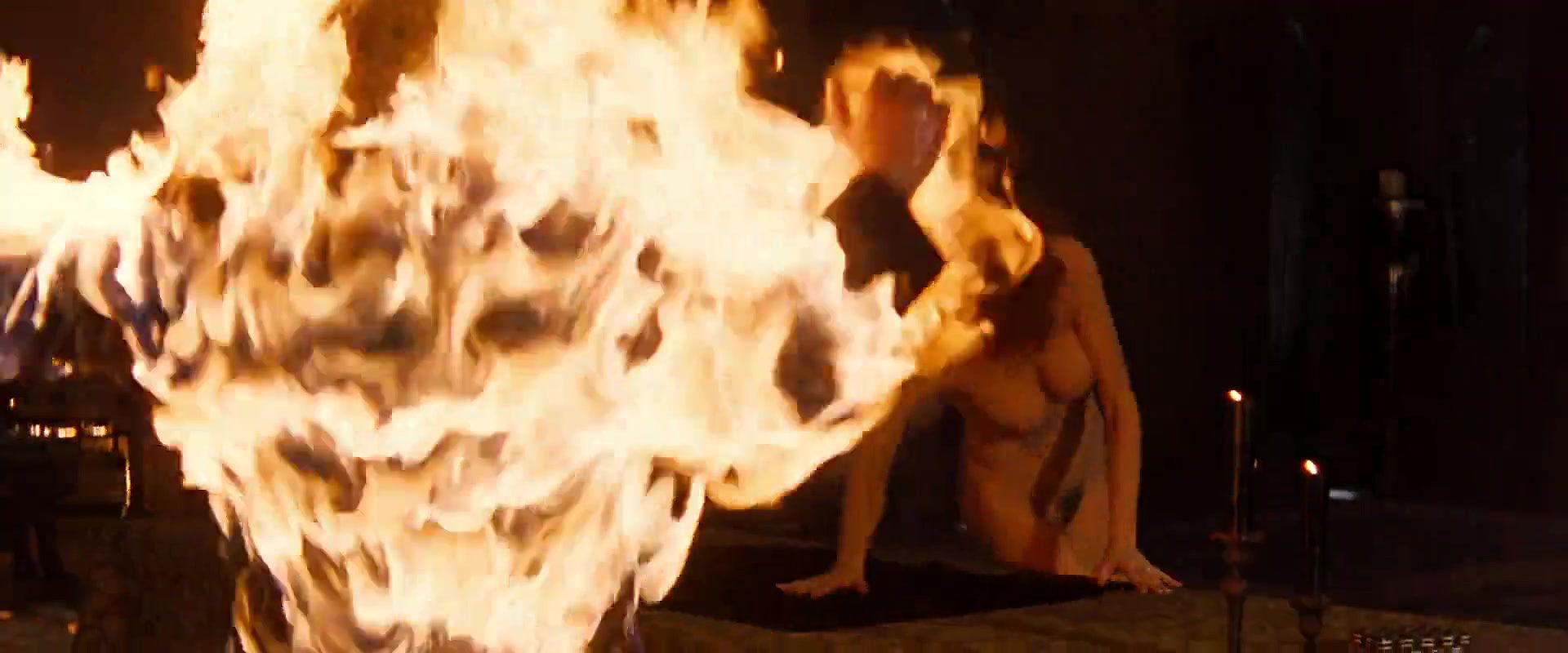 Connie Nielsen – The Devil s Advocate