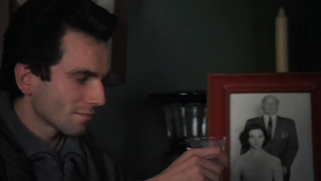 Consuelo De Haviland – The Unbearable Lightness of Being