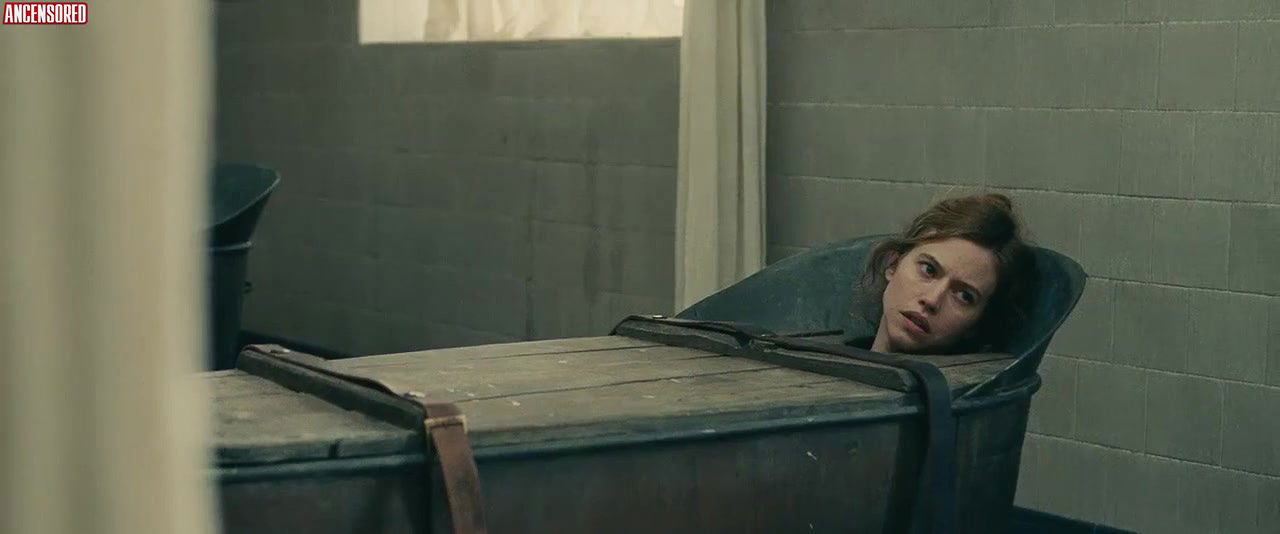 coralie russier – the mad womens ball