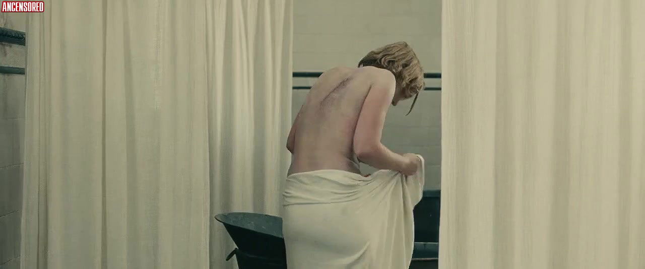 coralie russier – the mad womens ball