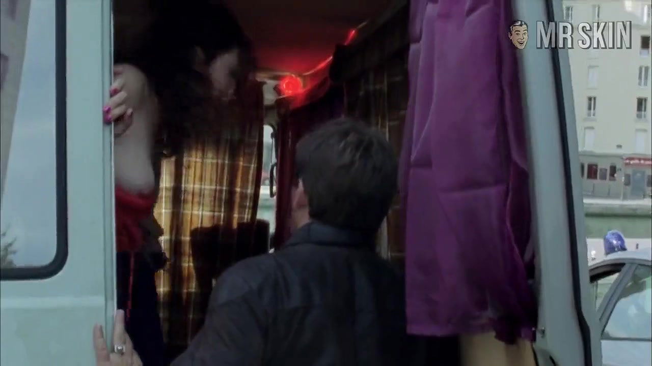 Corinne Masiero – spiral