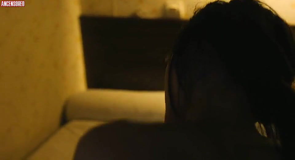 corinne yam – love and bruises