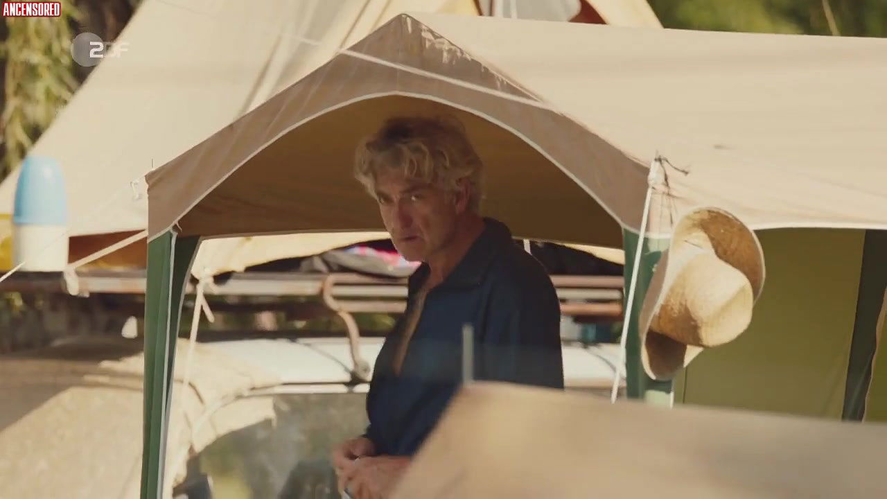 Cornelia Gr – honigfrauen