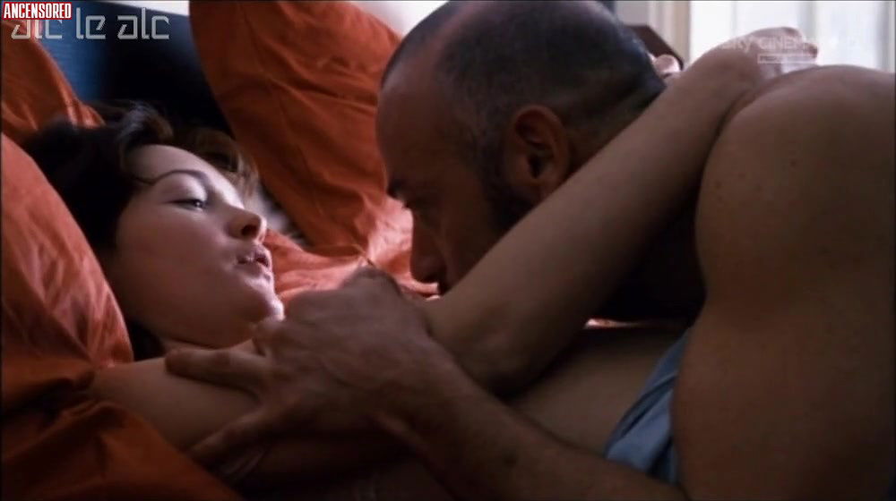 Cristiana Capotondi – Dalla vita in poi