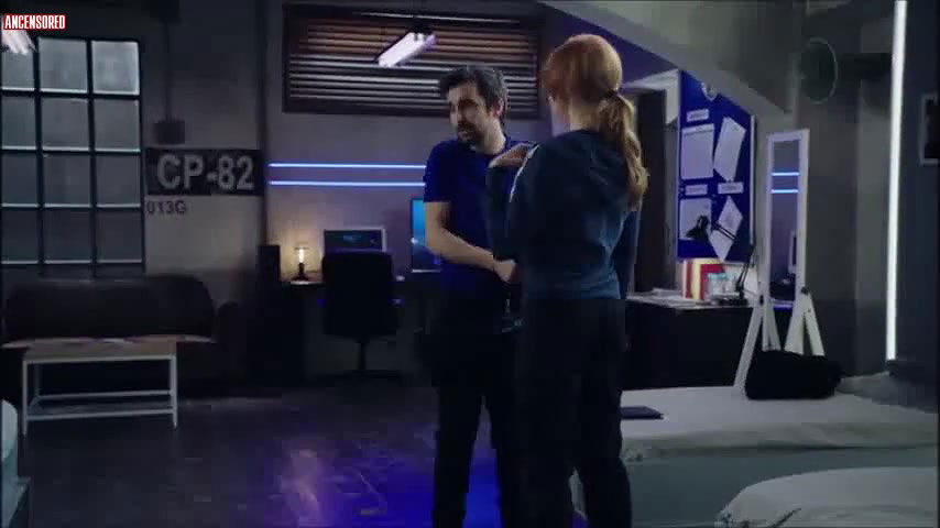 Cristina Casta – cuerpo de elite