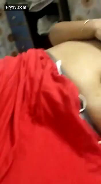 Horny BBW Bhabhi Showing Boobs