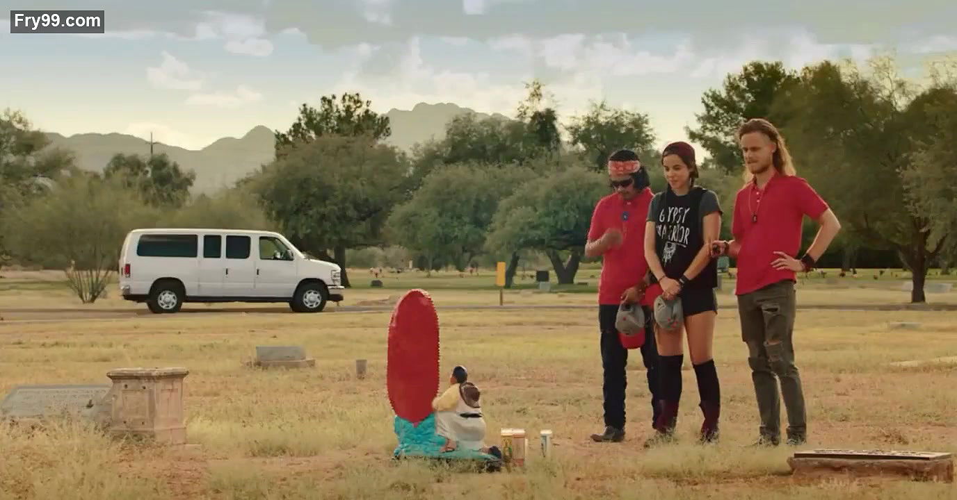 Cristina Rodlo – run coyote run