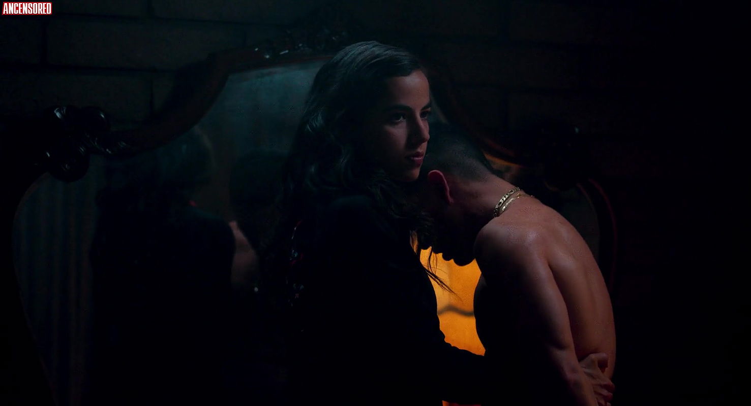 Cristina Rodlo – too old to die young