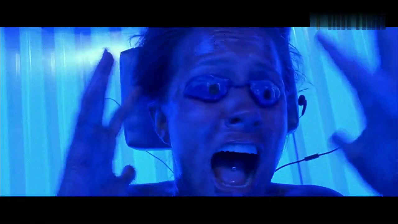 Crystal Lowe – Final Destination 3