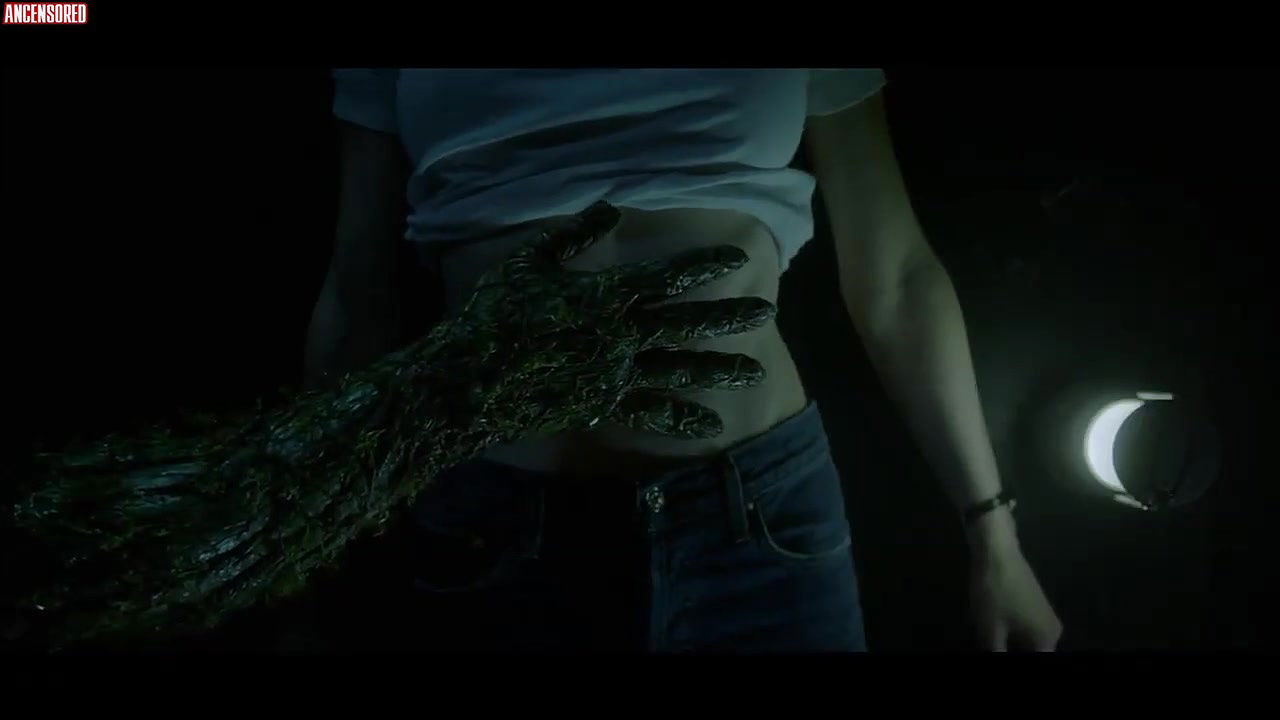 Crystal Reed – swamp thing