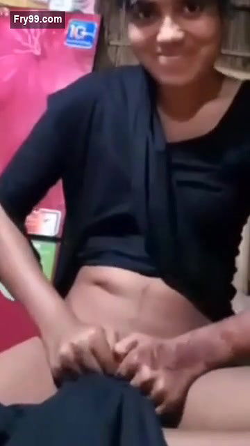 Desi Girl Showing Pussy 3Clip Marged