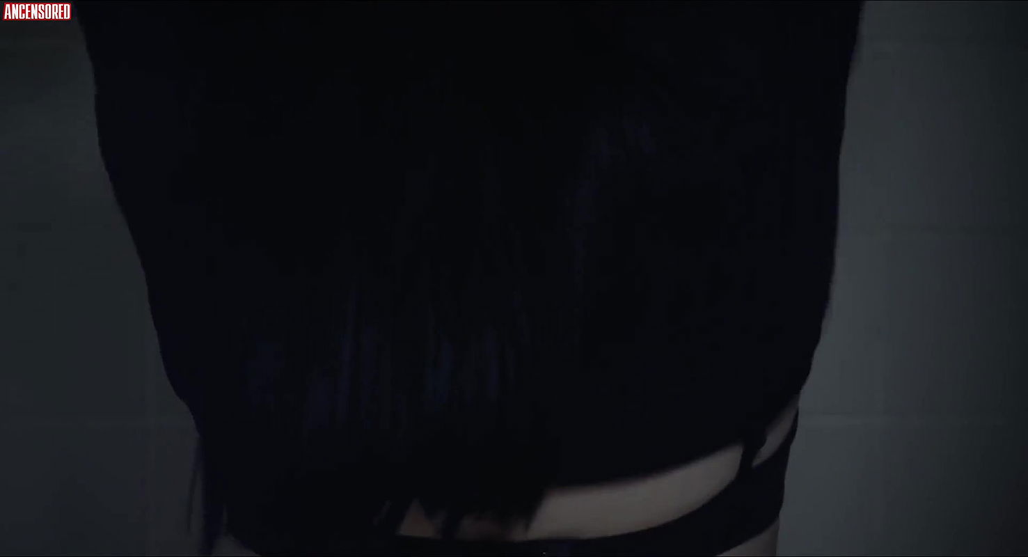 da leigh – hells belle