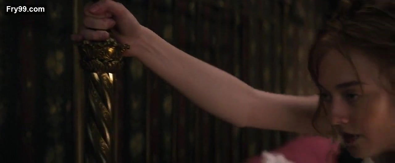 Dakota Fanning – brimstone