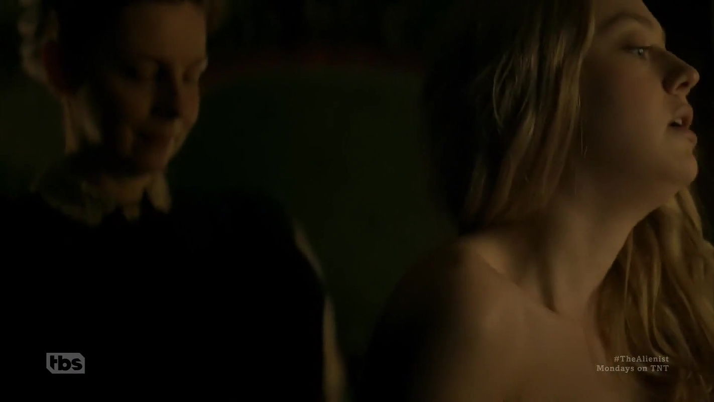 Dakota Fanning – the alienist