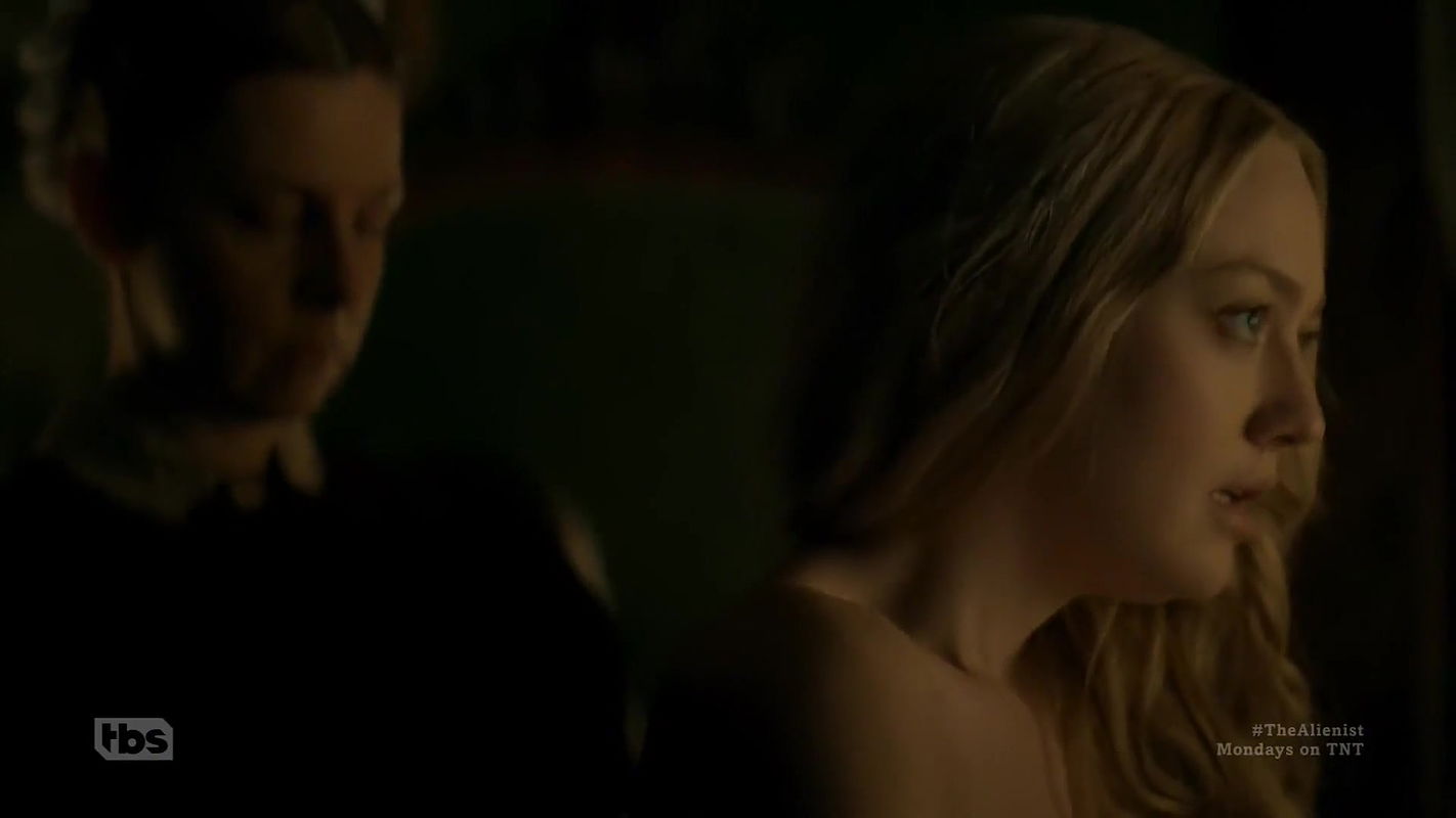 Dakota Fanning – the alienist