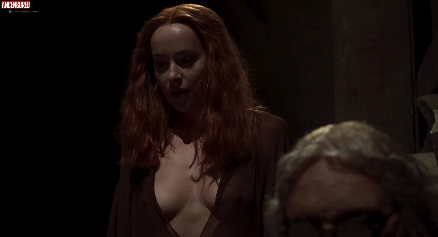 Dakota Johnson – suspiria