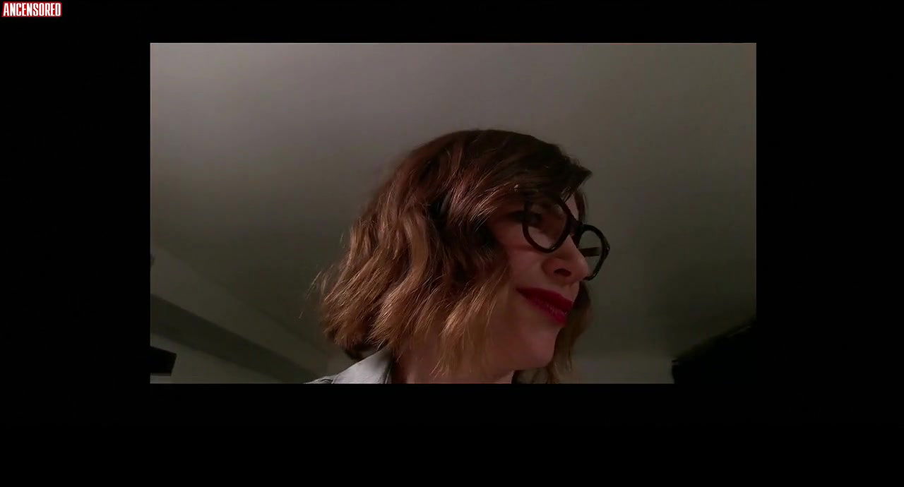 Dakota Johnson – the nowhere inn