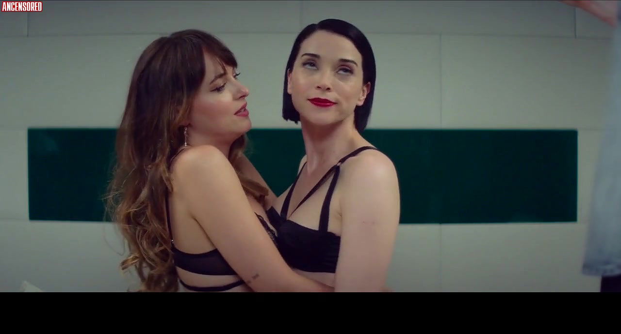 Dakota Johnson – the nowhere inn