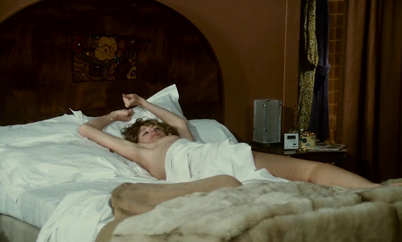 Dalila Di Lazzaro – Trois hommes