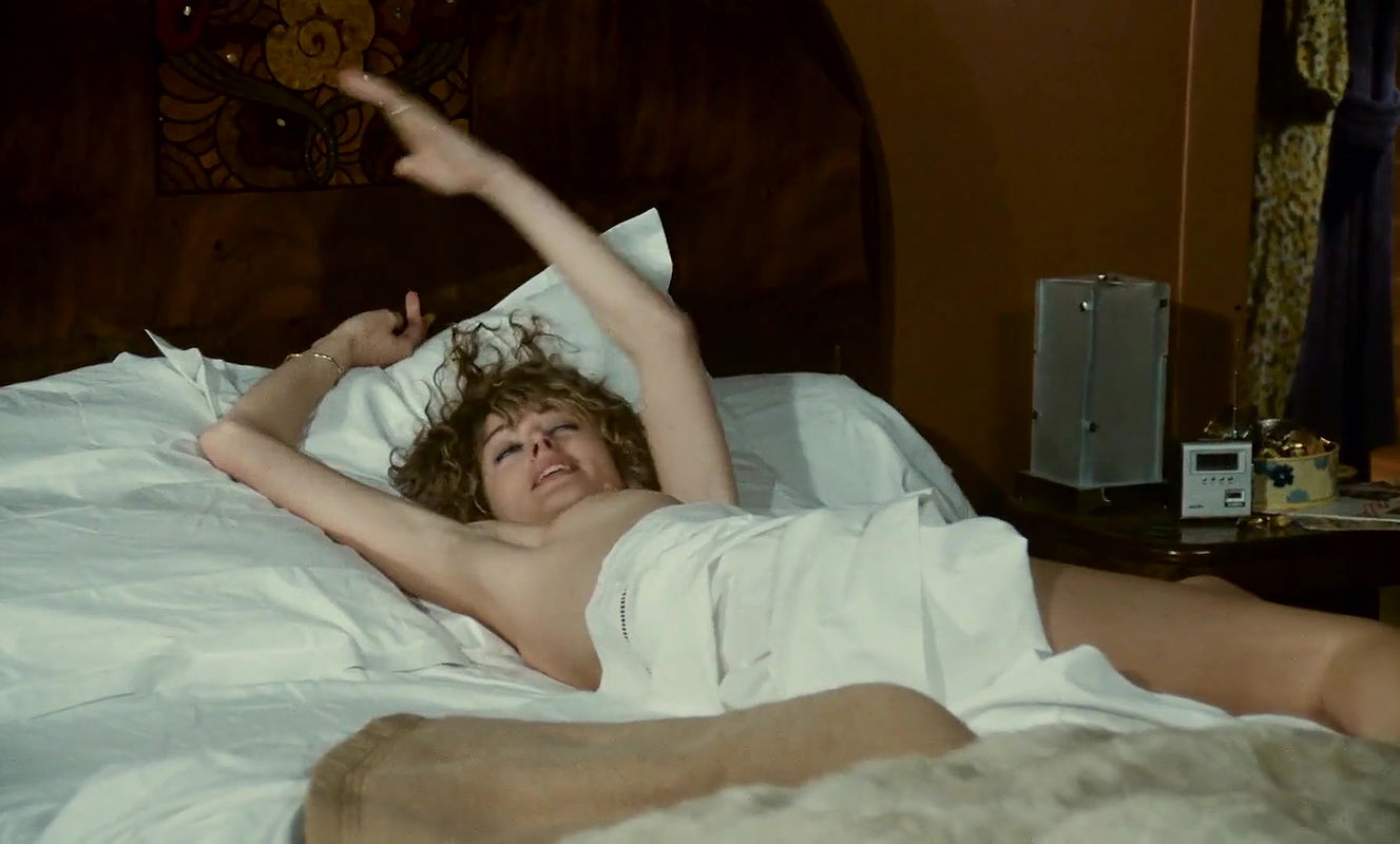 Dalila Di Lazzaro – Trois hommes