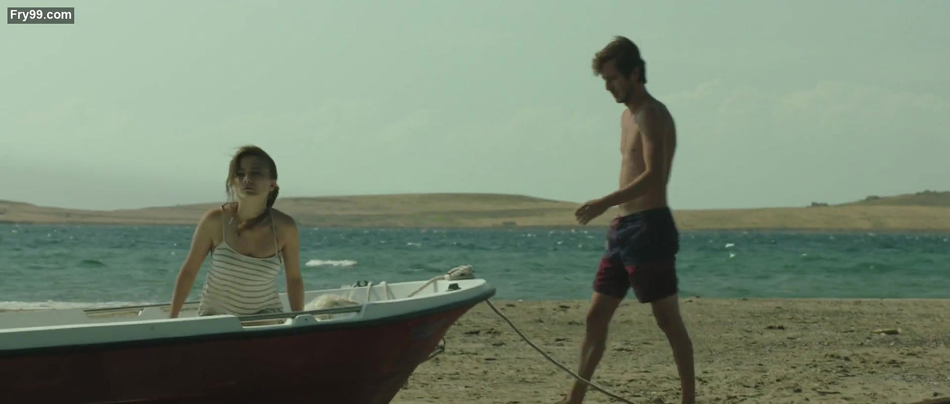 damla sonmez – across the sea