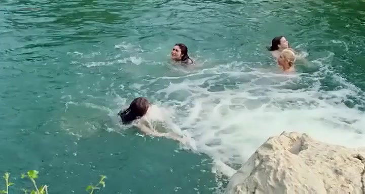 Daniela Pineda – mr roosevelt