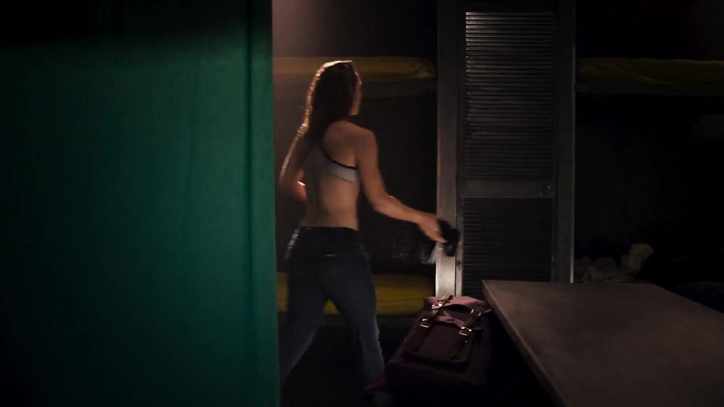 Danielle Savre – deep blue sea 2