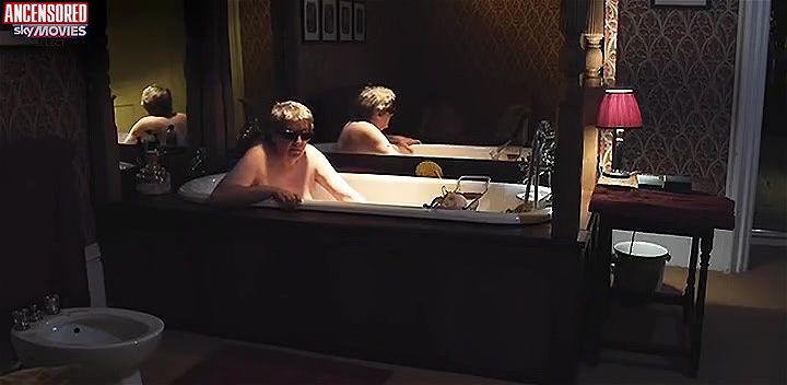 Daryl Hannah – A Closed Book