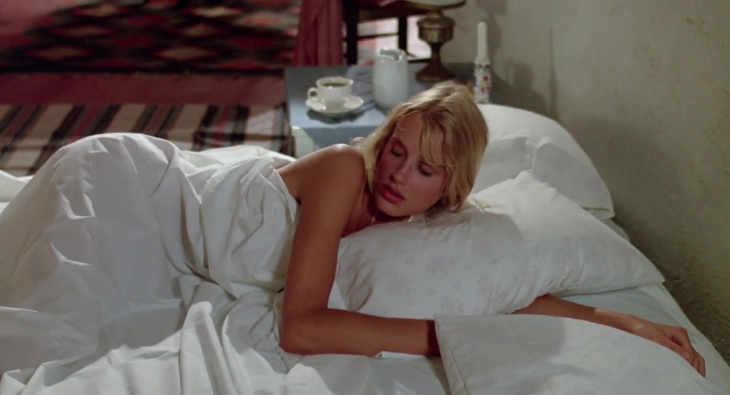 Daryl Hannah – Summer Lovers