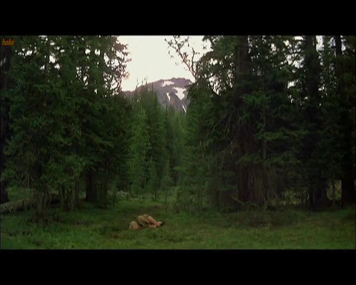 Daryl Hannah – The Clan of the Cave Bear